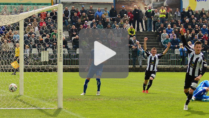 Sandecja - Kolejarz Stróże 1-0 (1-0), skrót meczu