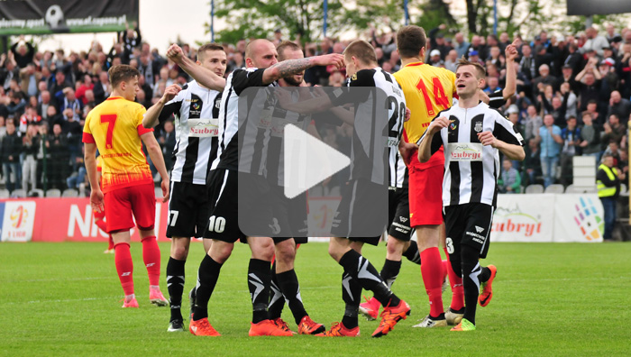 Sandecja - Znicz Pruszków 5-2 (2-1), skrót meczu